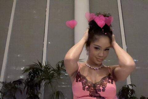 Saweetie nude photo 21