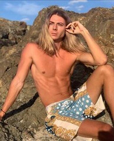 saxon sheffield nude photo 1