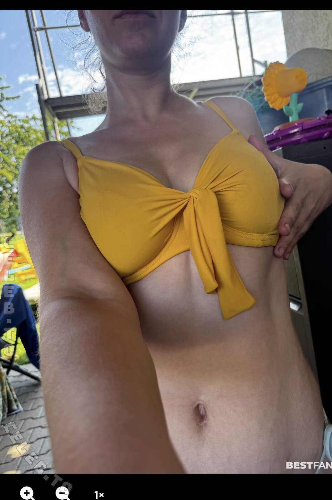 SB1994 nude photo 4