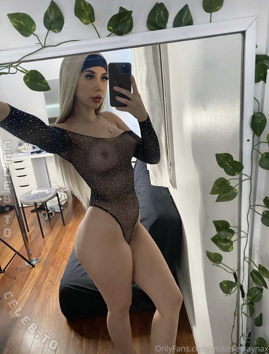 Scarlett Ray nude photo 5