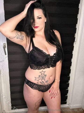 Schaennie_95 nude photo 57