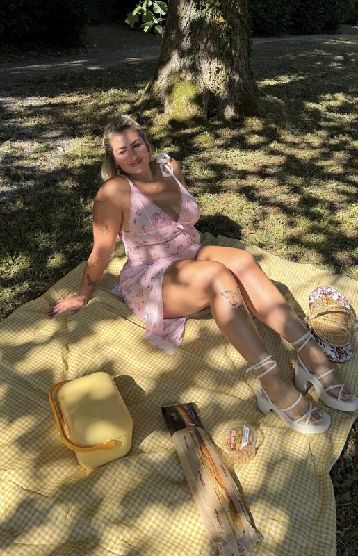Schepenslaura nude photo 10