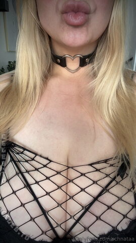 Schnataa nude photo 1