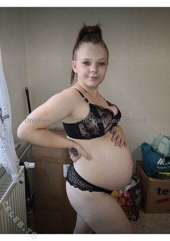 SchwangereDeutsche nude photo 16