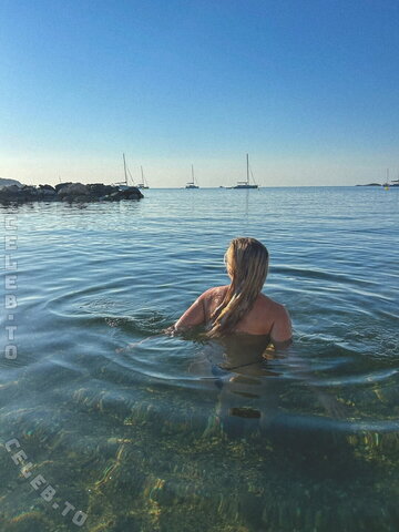 Schwester Anna nude photo 1