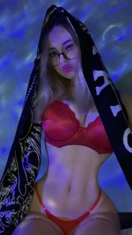 scribbllllee nude photo 5