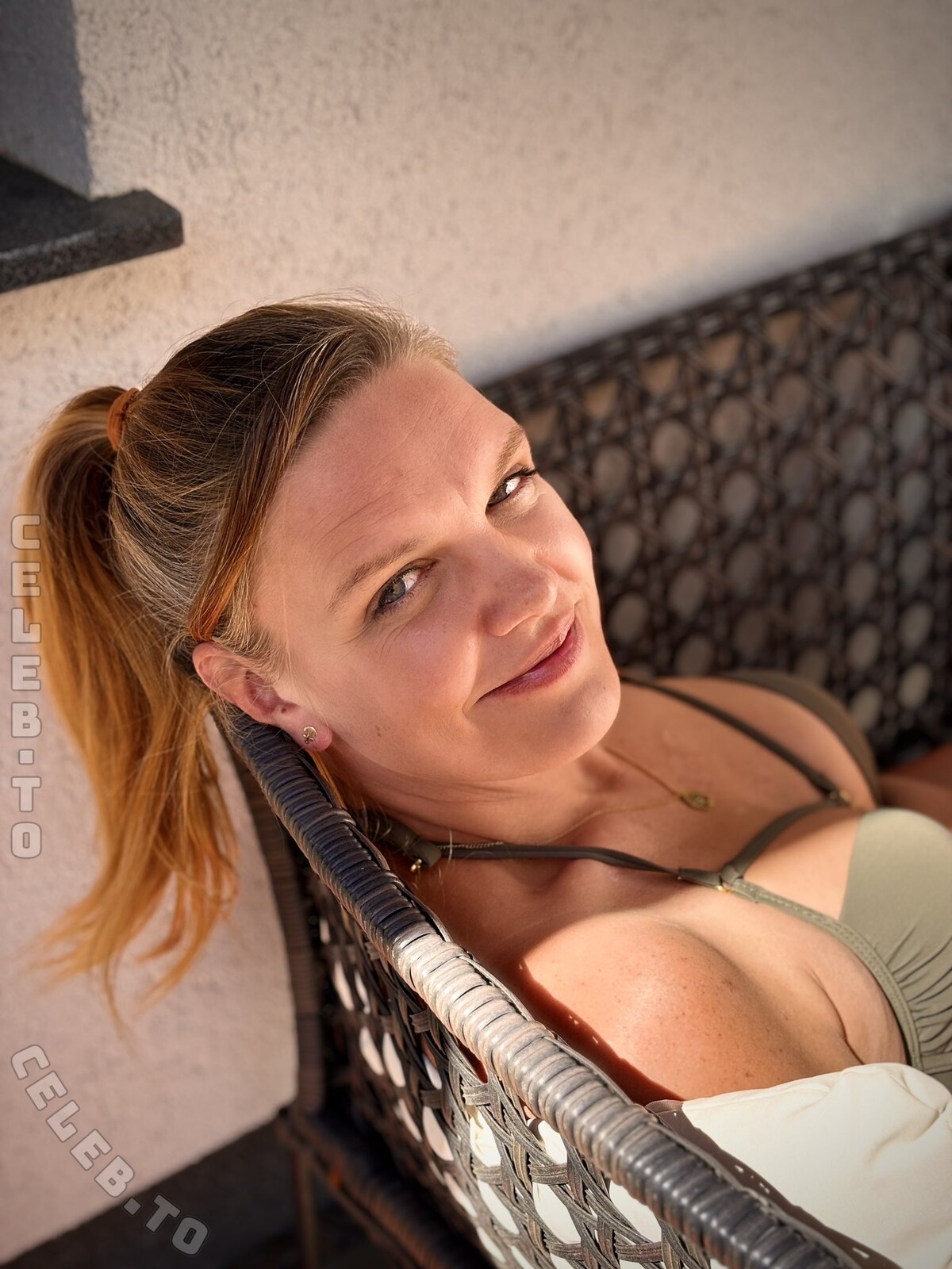 Süße schnitte nude photo 6