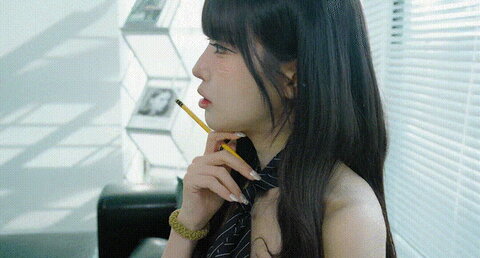 Se Yeon Hot (1 photo)