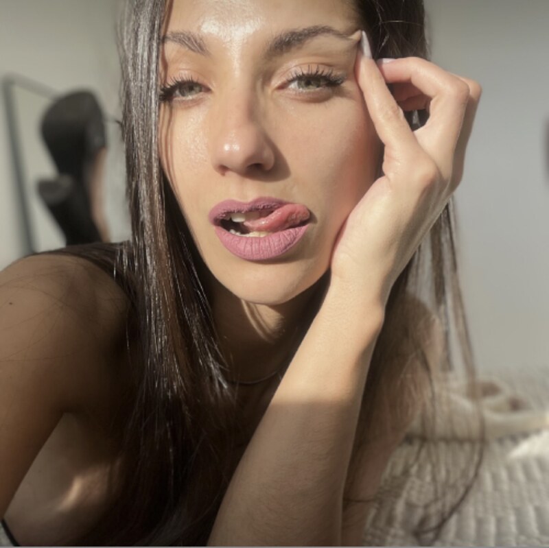secretjulka nude photo 1