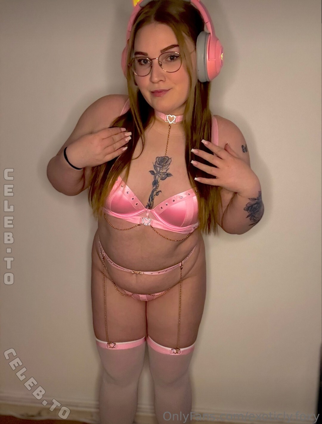 Secret.maya.spielt nude photo 1