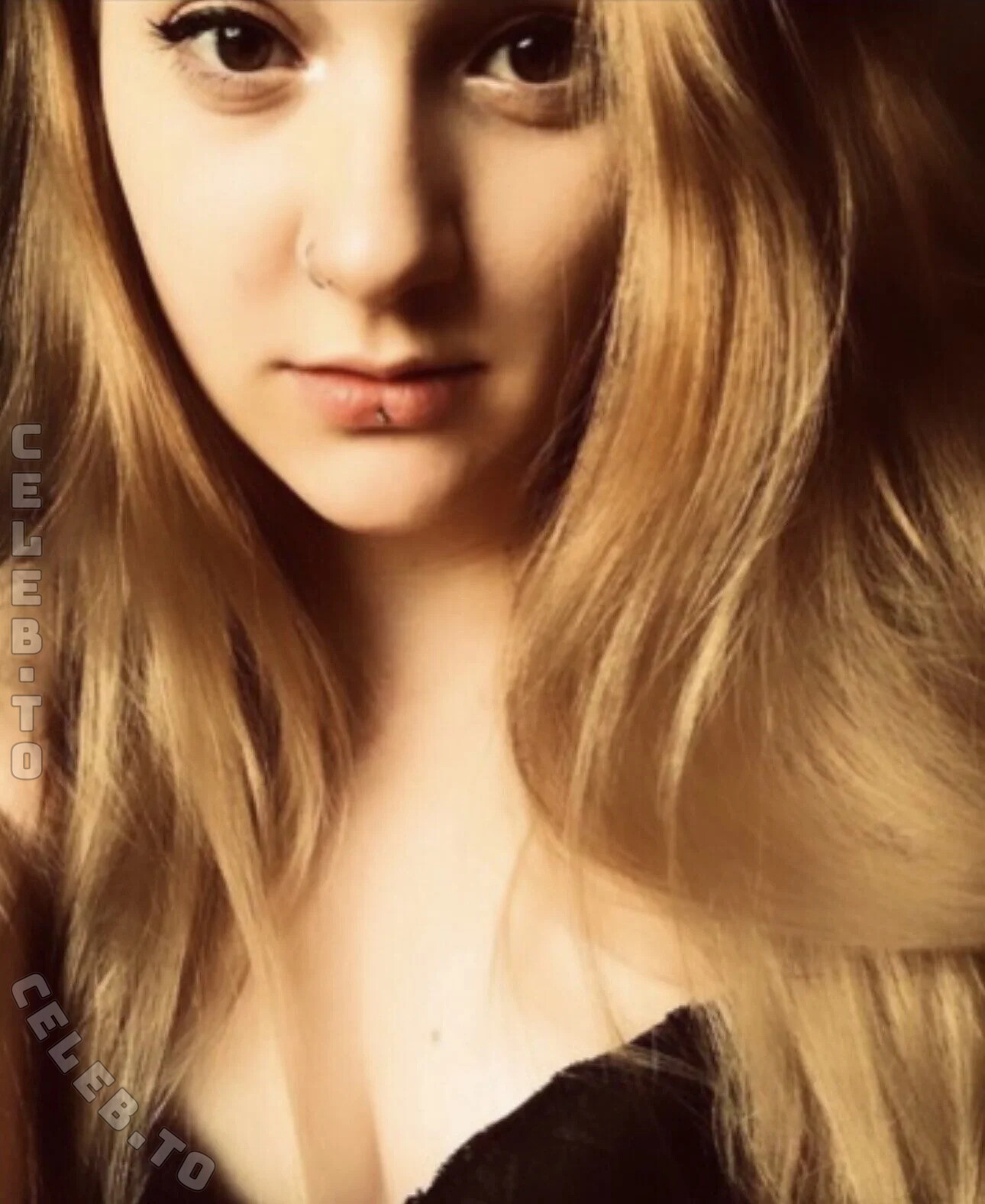SecretNessi nude photo 9