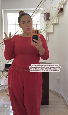 Selfiesandra – Instagram Story Nipple