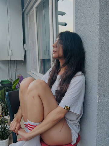 Selin Beytekin nude photo 3