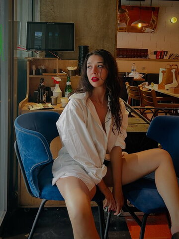 Selin Beytekin nude photo 1