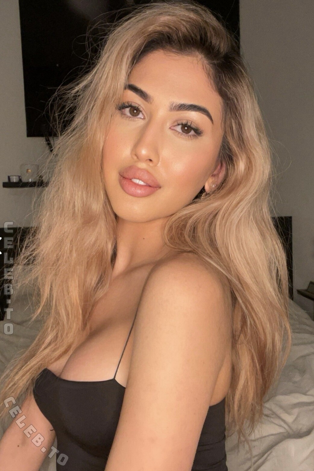 Selina Amy nude photo 1