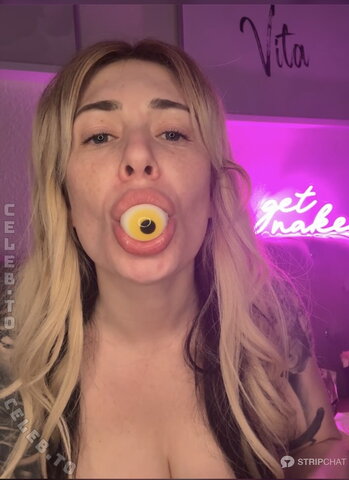 Selina Galinsky nude photo 3
