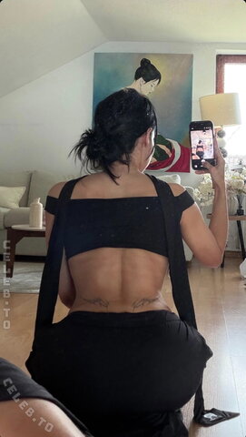 Selina Groetzner – Also still from her story