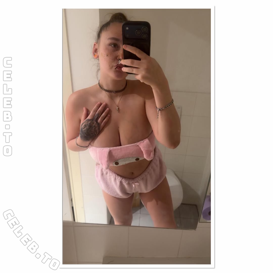 Selina Marie Gigerl nude photo 6