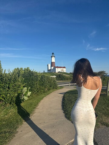 selinaatk nude photo 7