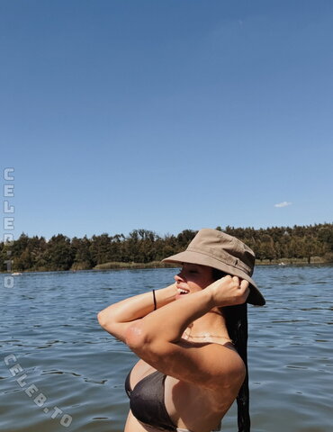 Selinszn_ nude photo 5