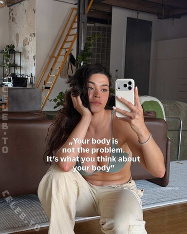 Selinszn_ nude photo 2