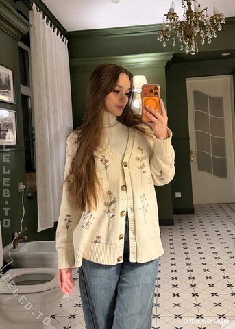 Seltin Sexy (3 photos)
