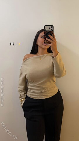 Selxn nude photo 4