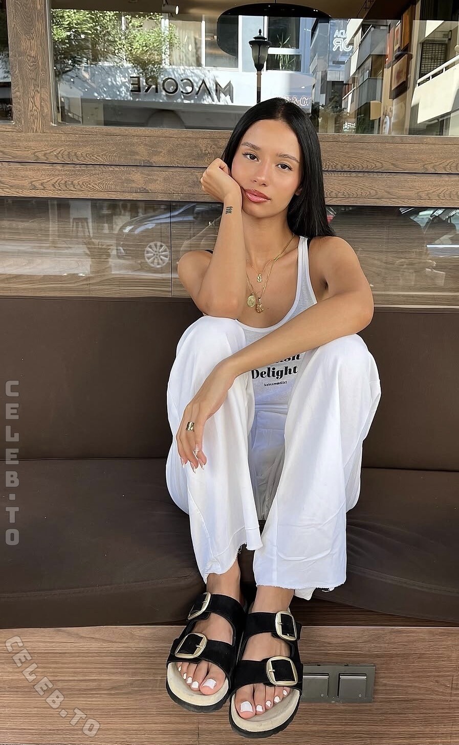 Semra Terzi nude photo 4