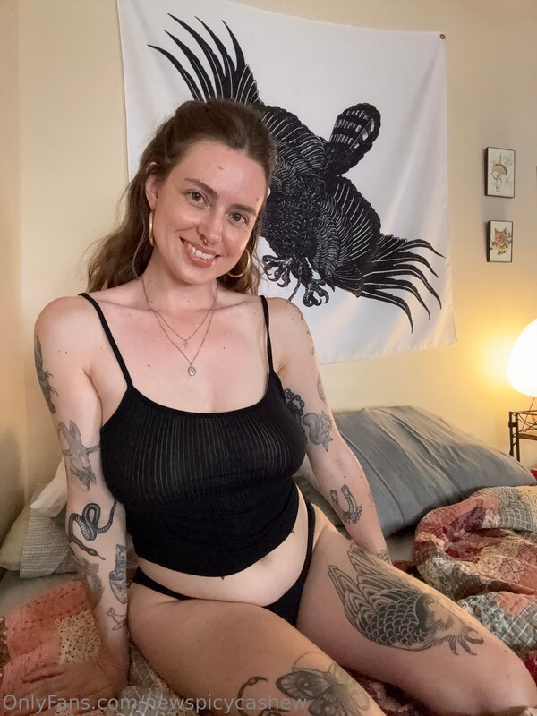 SensitiveCashew nude photo 3