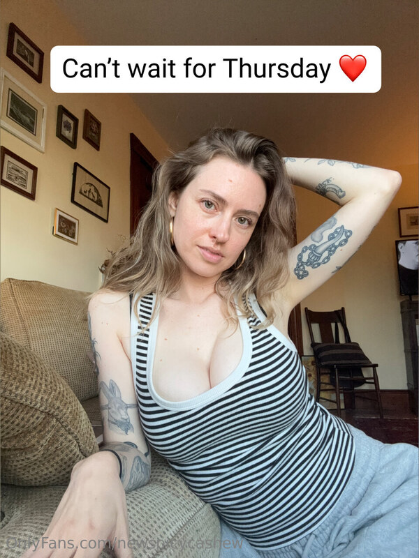 SensitiveCashew nude photo 6