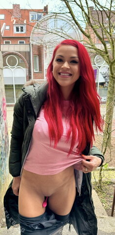 Sensual_Marie out and about in the city with Lush Public enjoying the vibration