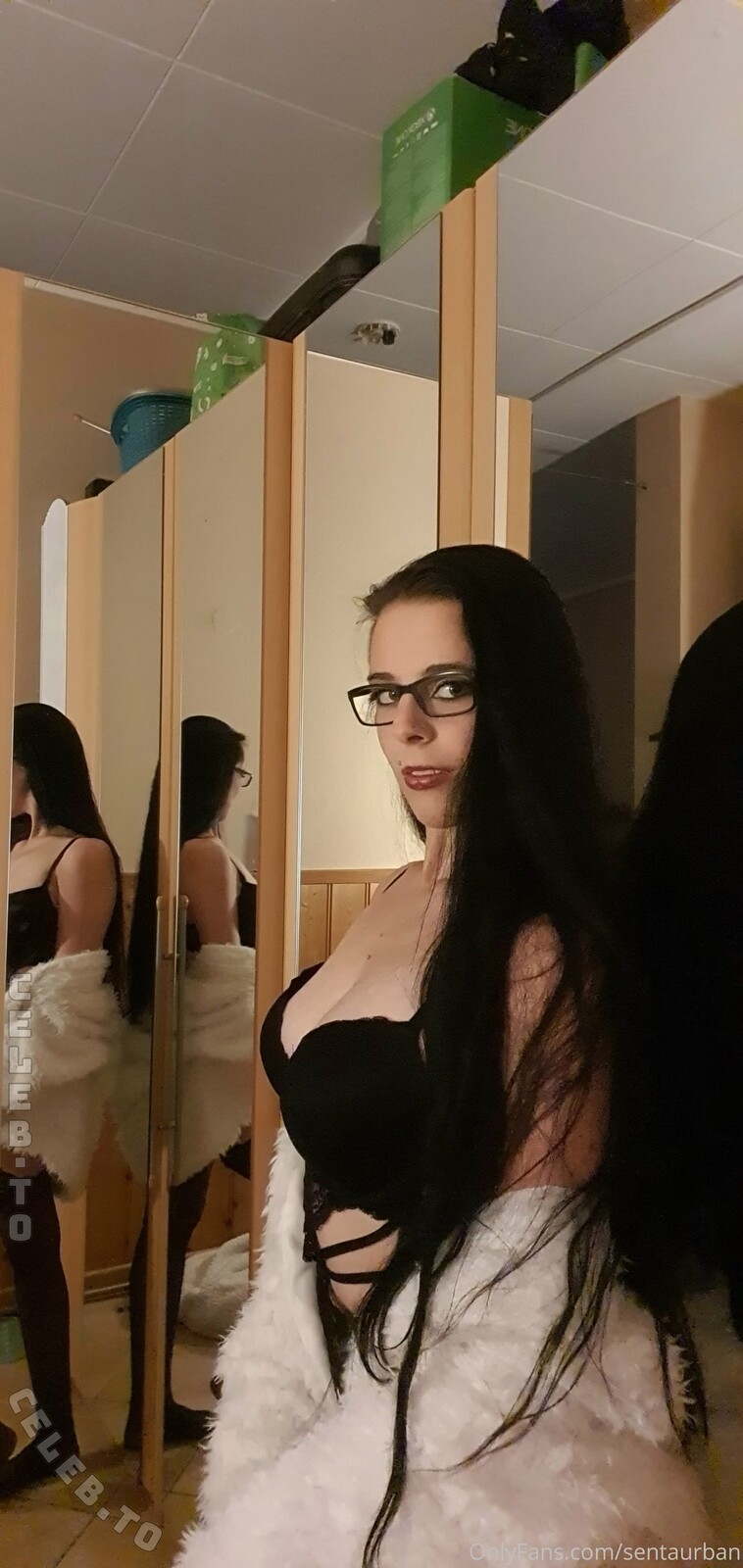Senta_Kristall aka Sentaurban19 nude photo 1