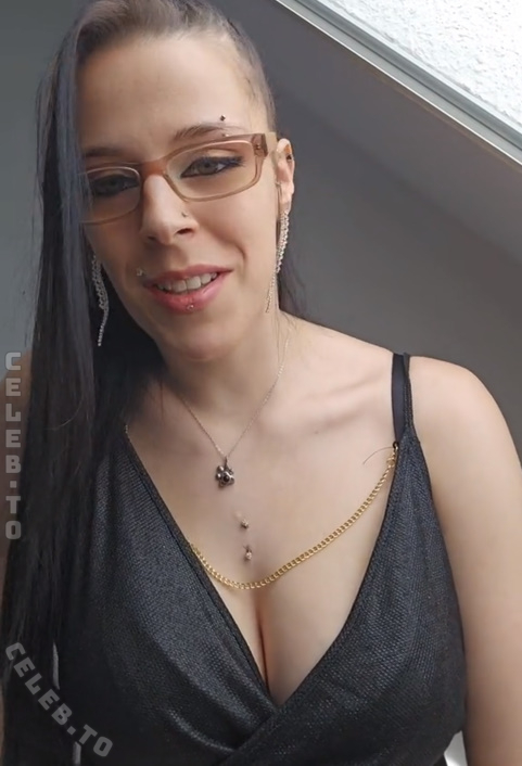 Senta_Kristall aka Sentaurban19 nude photo 2