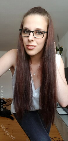 Senta_Kristall aka Sentaurban19 photo 3