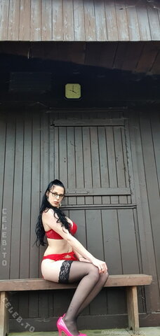 Senta_Kristall aka Sentaurban19 nude photo 7