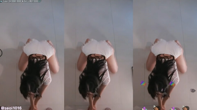 seoi1016 nude photo 2