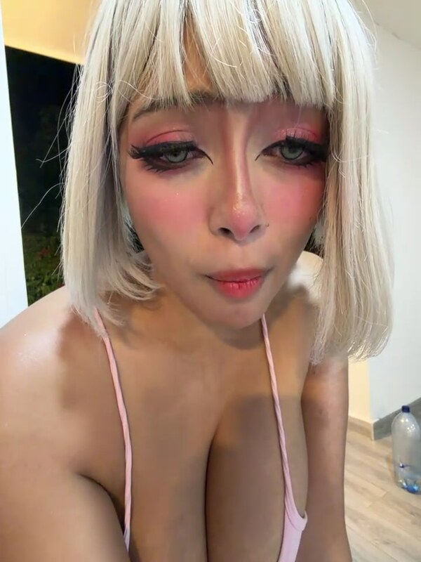 Seraphine23 nude photo 2
