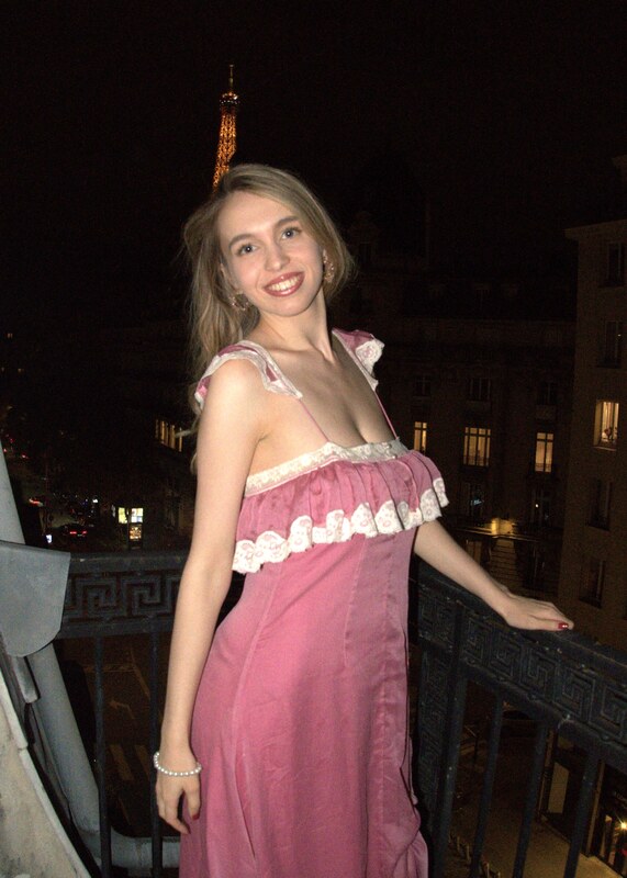 Serena Skybourne nude photo 2
