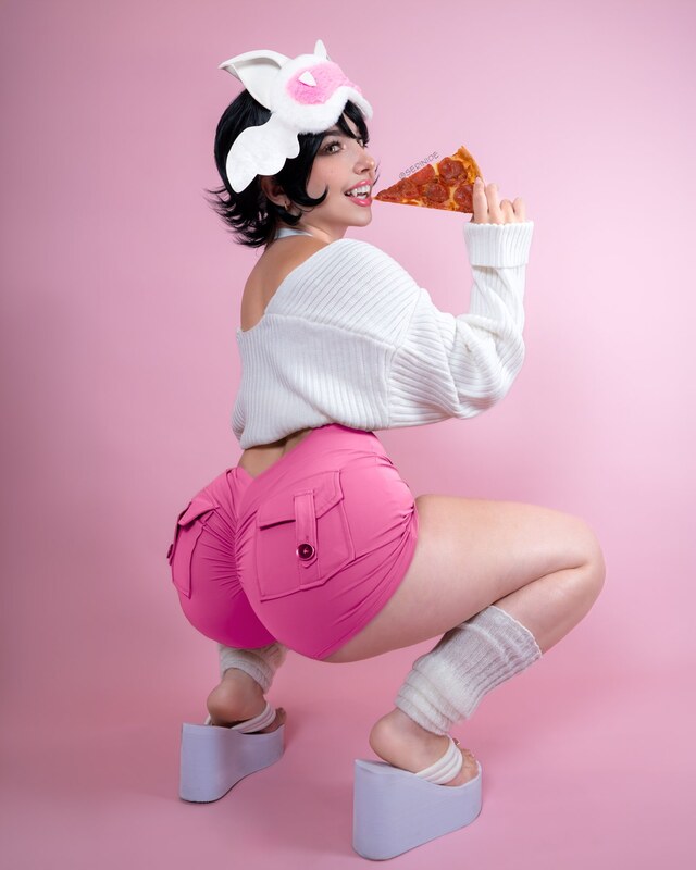 Serinide Social Media Thread nude photo 3