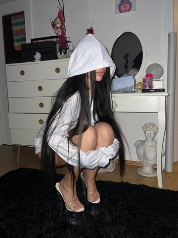 severserves nude photo 31