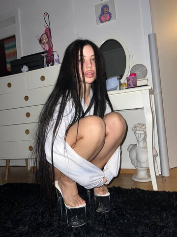 severserves nude photo 30