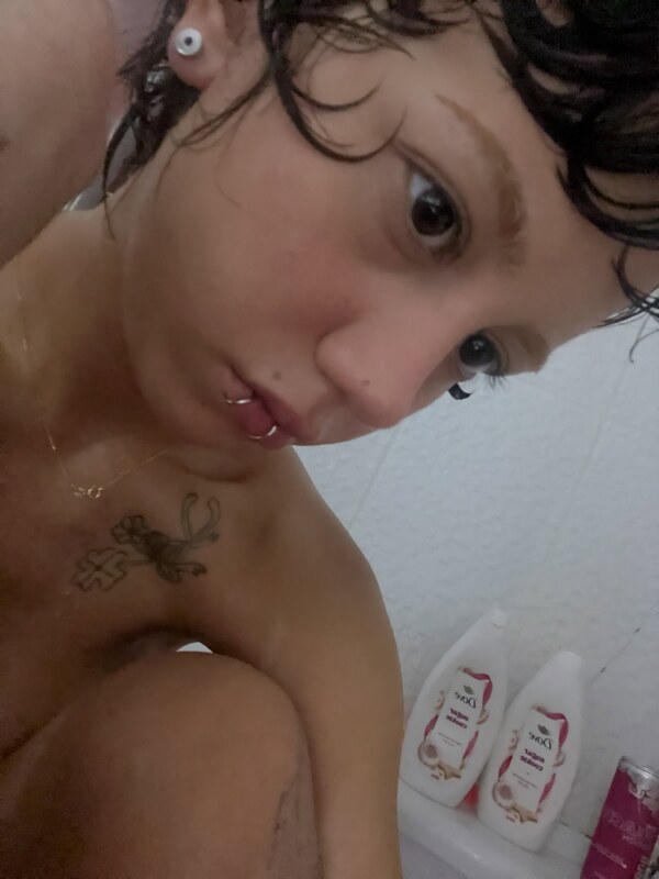 Sevval Candas nude photo 16