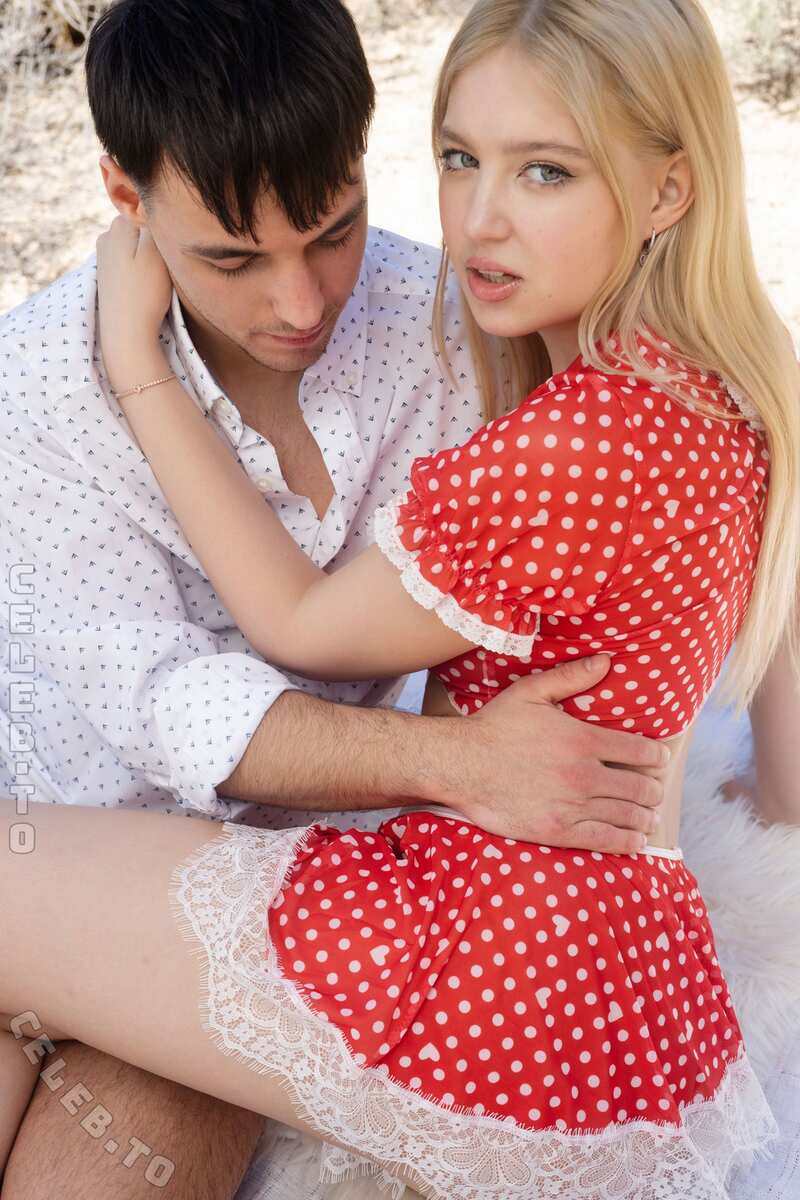 SexArt.com nude photo 6