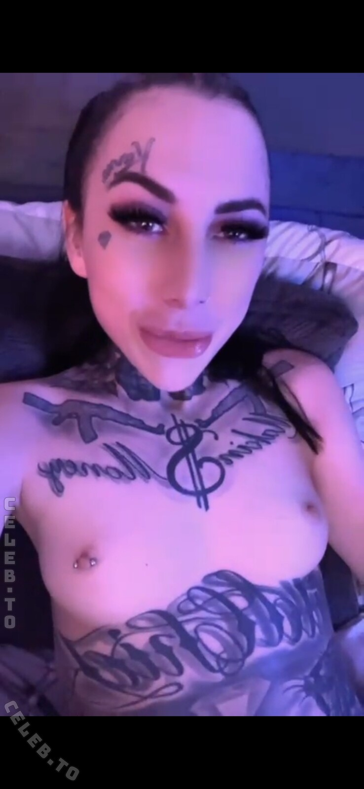 Sexy Benzi nude photo 12