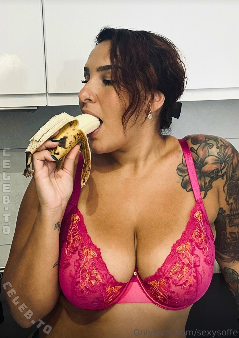 Sexy Soffe nude photo 4