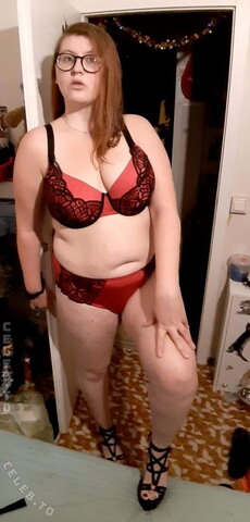 Sexyjess69 nude photo 7