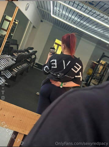 SexyRedPacy New (1 photo)
