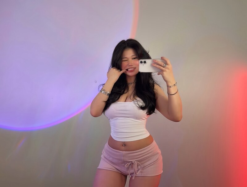 Seylith nude photo 1