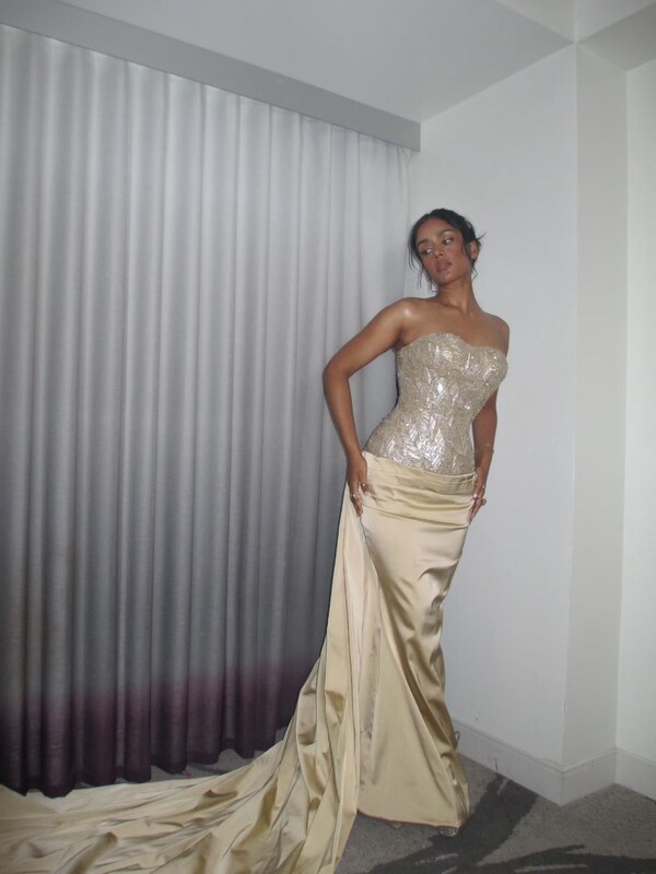 Shabana Azeez nude photo 5