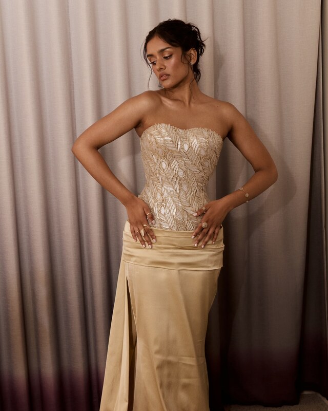 Shabana Azeez nude photo 8